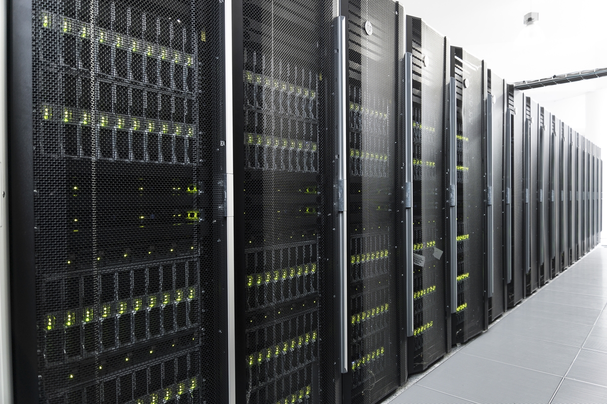 Tryton_supercomputer-pl.wikipedia.org