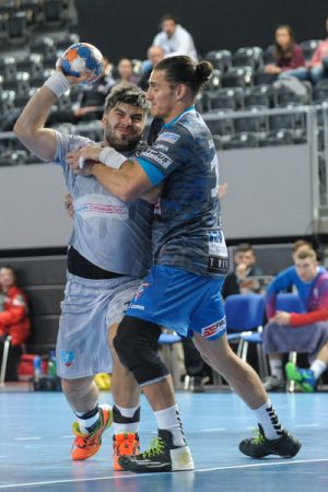 Dwaj wyróżniający się gracze tego spotkania: Antonio Pribanić i Iso Sluijters Fot. fotoMiD